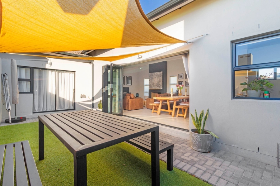 3 Bedroom Property for Sale in Sandown Western Cape